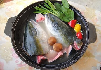  【成都火鍋培訓】四川魚頭火鍋秘制香料、湯底